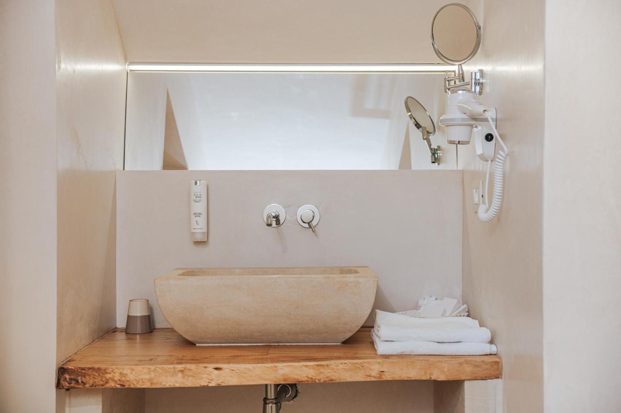 Masseria Longa Boutique Hotel by BarbarHouse Otrante Extérieur photo